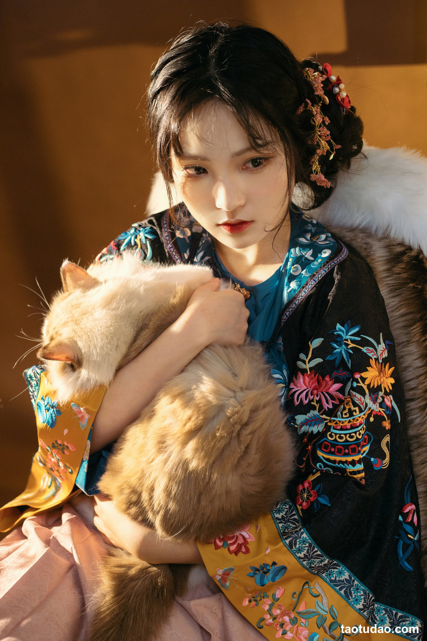 图片[3]-[YITUYU艺图语]2022.10.20 仓兰 超困的鹿[19+1P／366MB]-绅士图