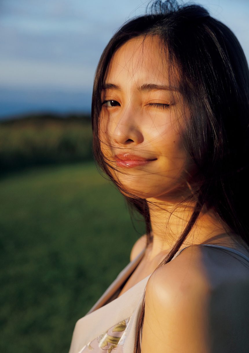 图片[2]-Enako (えなこ)写真集「FRIDAY Monthly Girl 037 完全未発表30カット」-绅士图