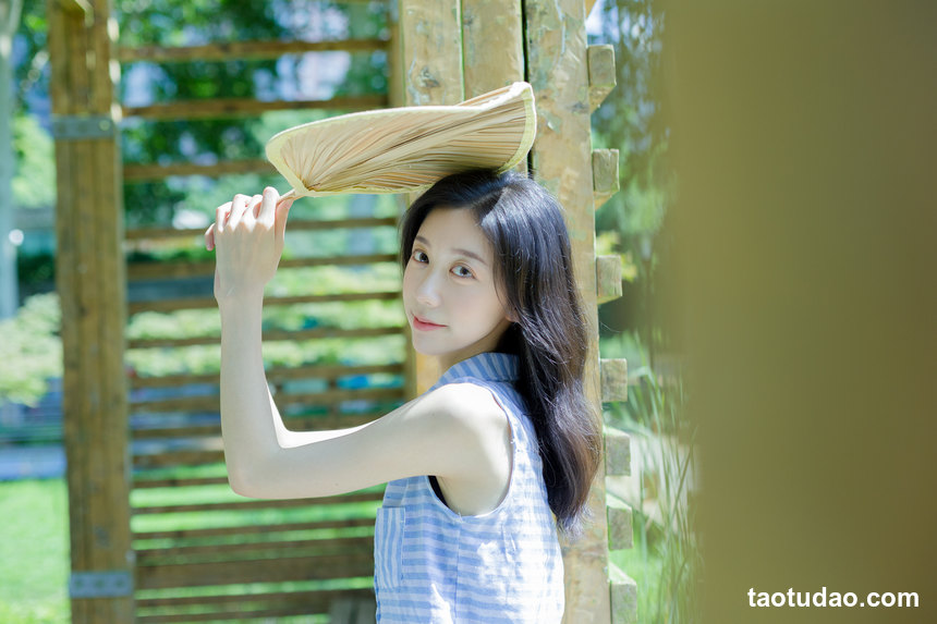 图片[2]-[YITUYU艺图语]2022.09.23 在你的身边 饲猫少女-[35+1P／374MB]-绅士图