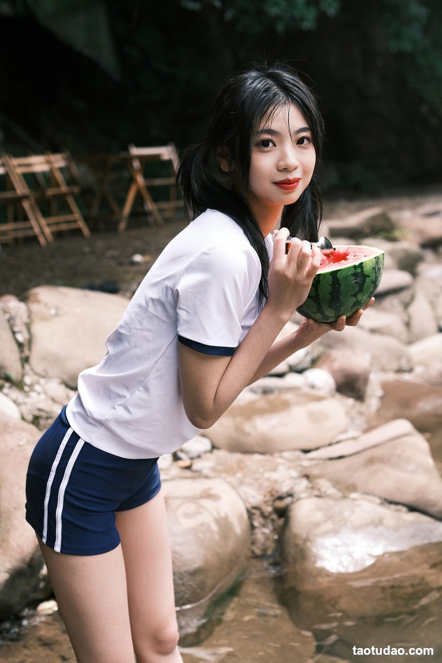 图片[3]-[YITUYU艺图语]2022.05.26 慢夏 池子[19+1P／186MB]-绅士图