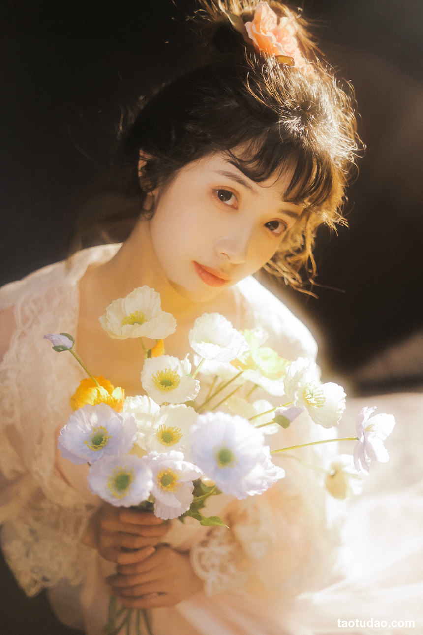 图片[2]-[YITUYU艺图语]2022.07.03 光落在你脸上 一只阿梦崽[27+1P／191MB]-绅士图