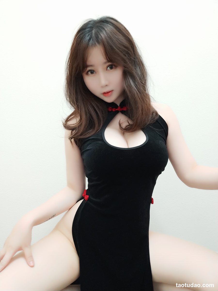 图片[2]-蜜桃少女是依酱呀 – 黑色旗袍[25P-50MB]-绅士图