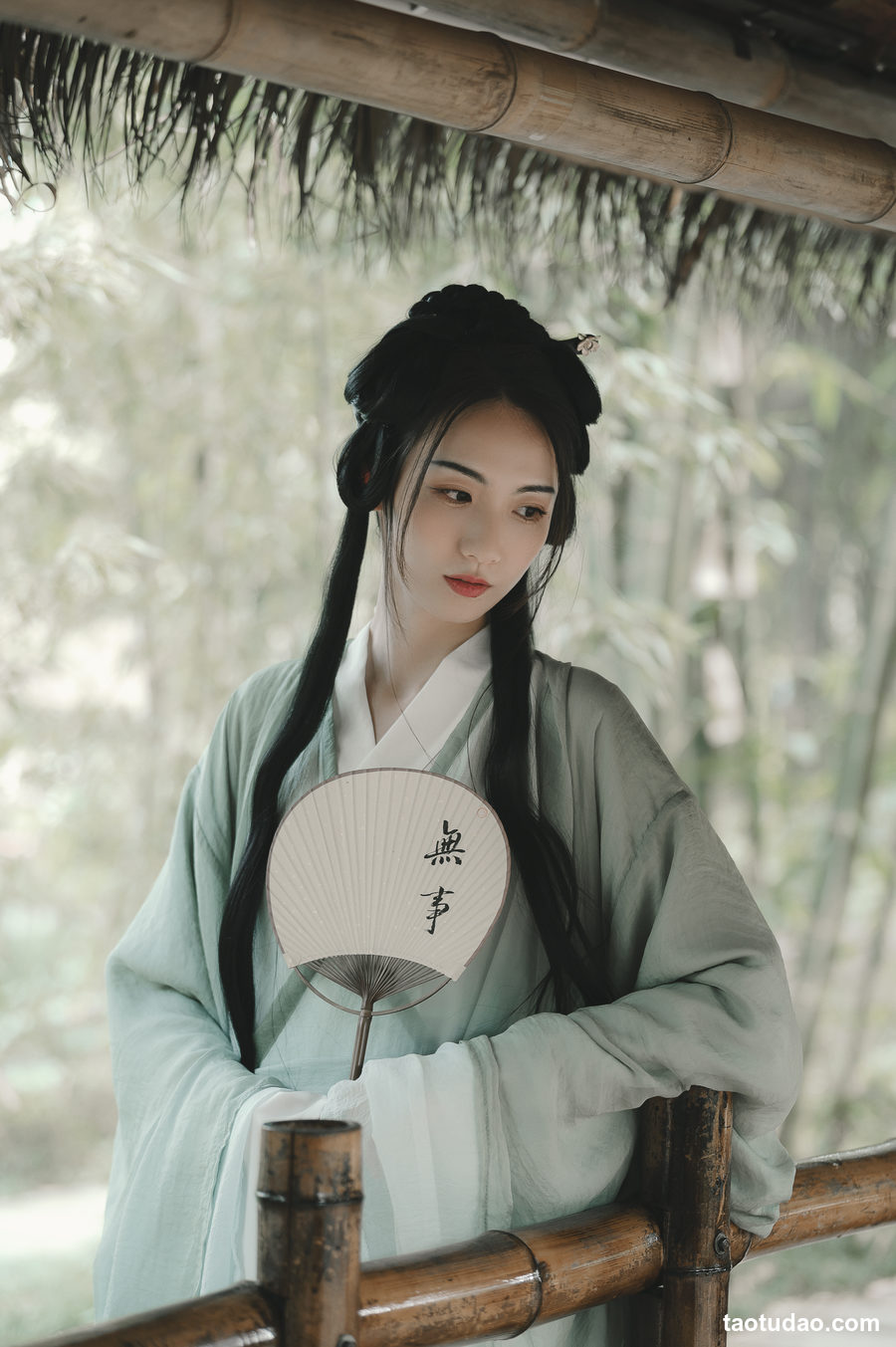 图片[2]-[YITUYU艺图语]2023.04.10 烟雨 limi[21+1P／295MB]-绅士图