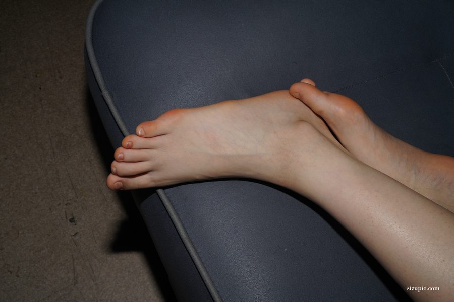 图片[2]-Pary摄影 NO.119 小华再次大方展示美脚[110P／511MB]-绅士图