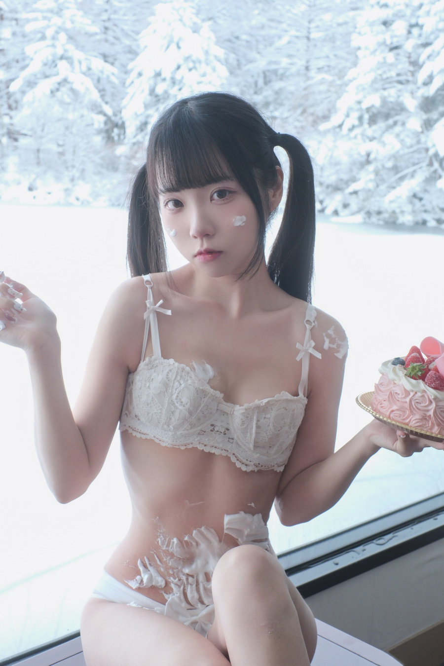 可可小白兔 – 可可の生日月特別寫真 / 53P-102MB / cos萌妹-绅士图