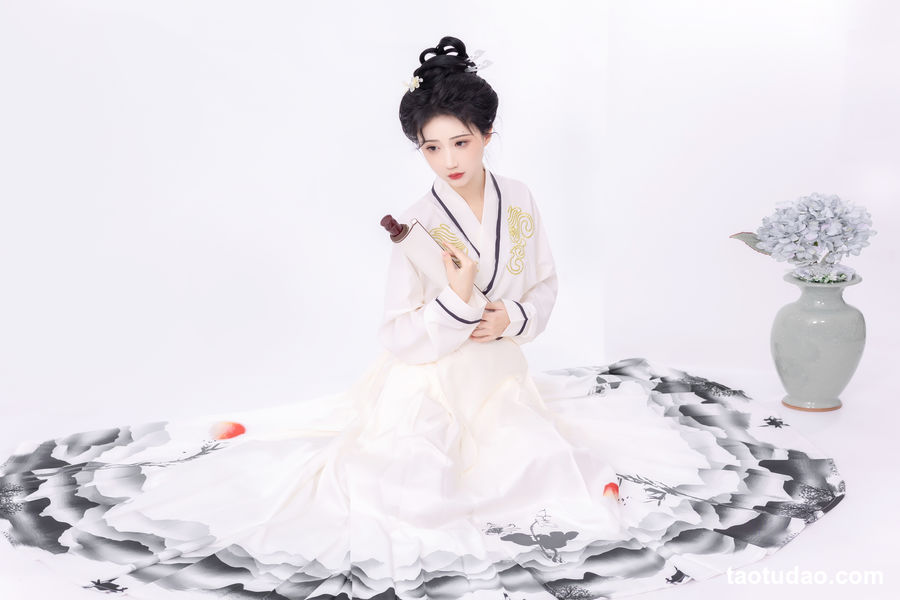 图片[4]-[YITUYU艺图语]2023.02.07 花与剑 绮罗生的小苏苏[27+1P／157MB]-绅士图