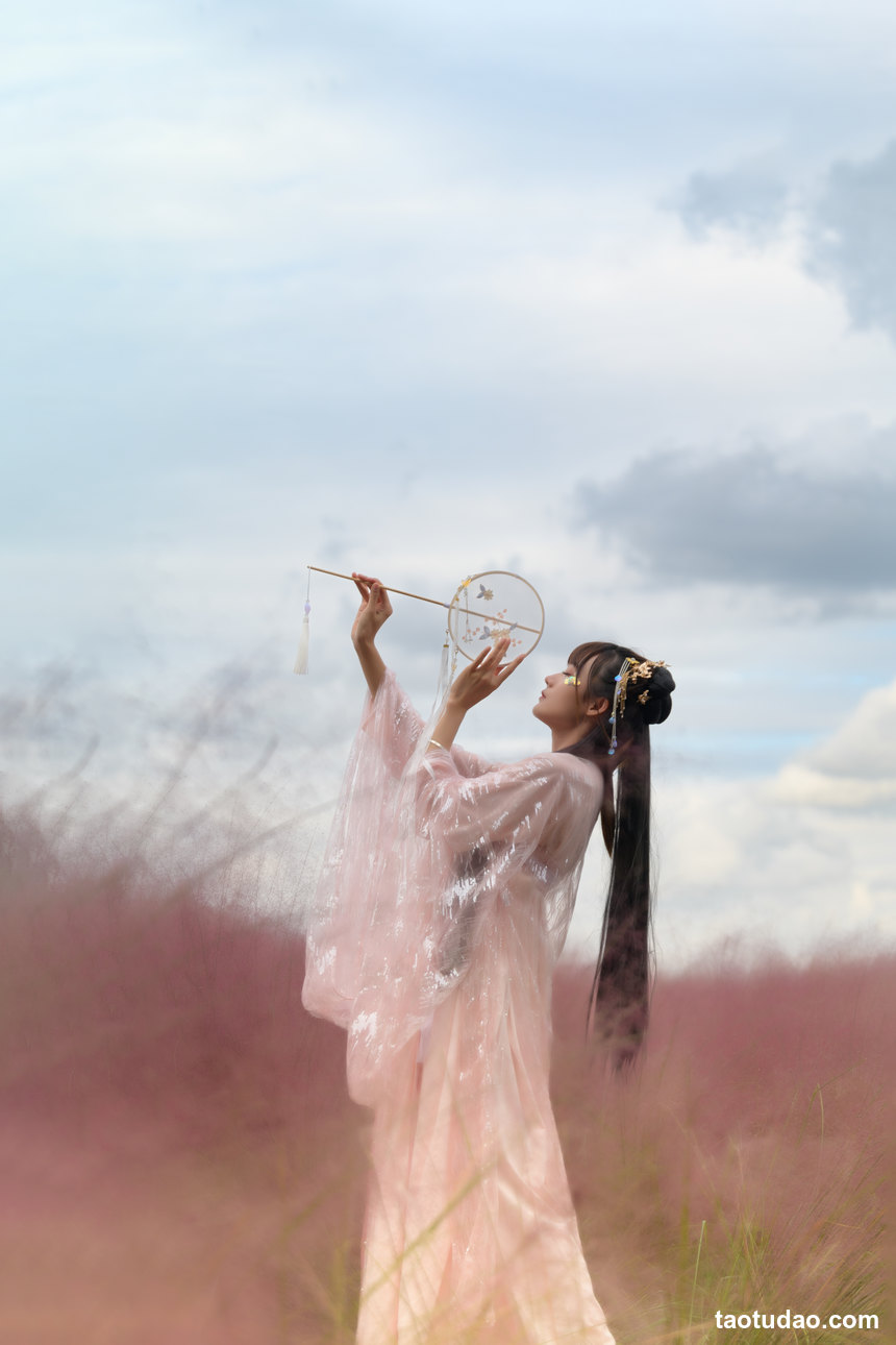 图片[2]-[YITUYU艺图语]2022.07.16 伊人 兔子Zzz不吃胡萝卜[25+1P／239MB]-绅士图