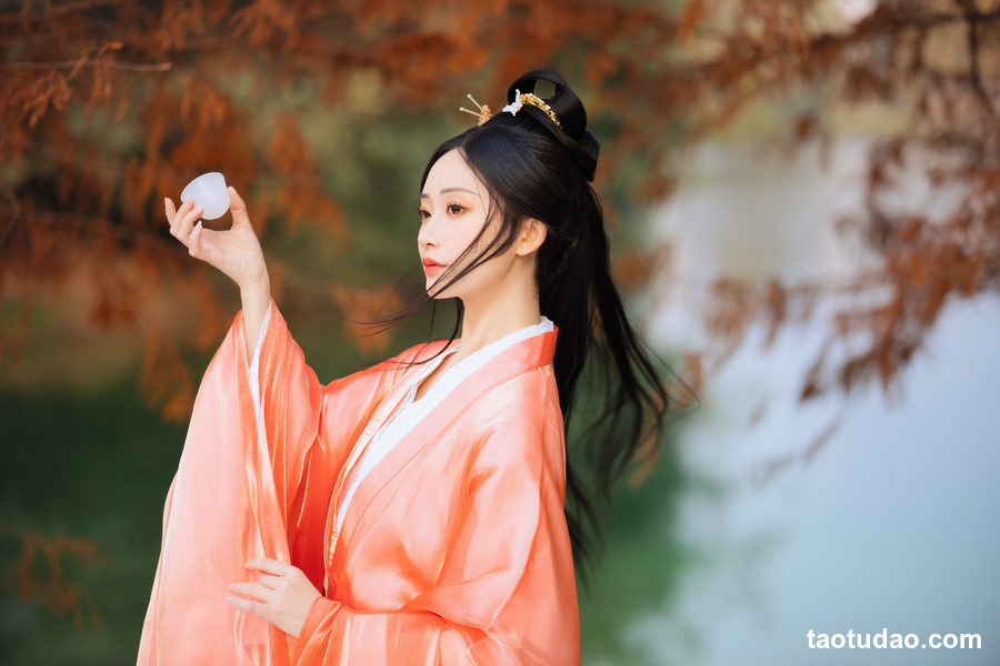 图片[4]-[YITUYU艺图语]2023.04.29 秋色画卷 嘉月月月[23+1P／108MB]-绅士图