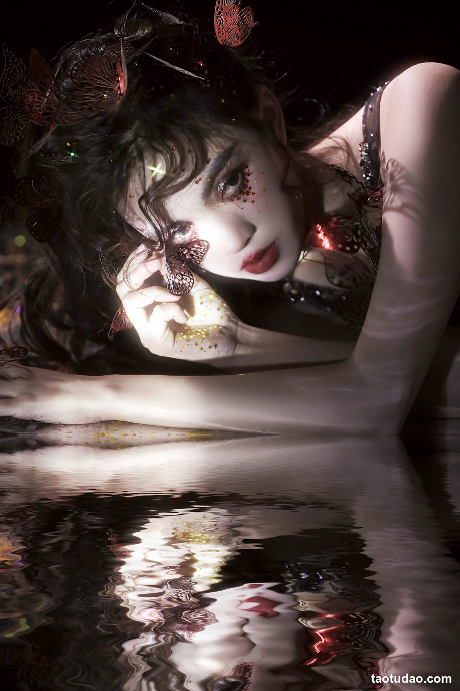 图片[3]-[YITUYU艺图语]2023.03.06 电子红蝶 Linglingxue_[26+1P／203MB]-绅士图