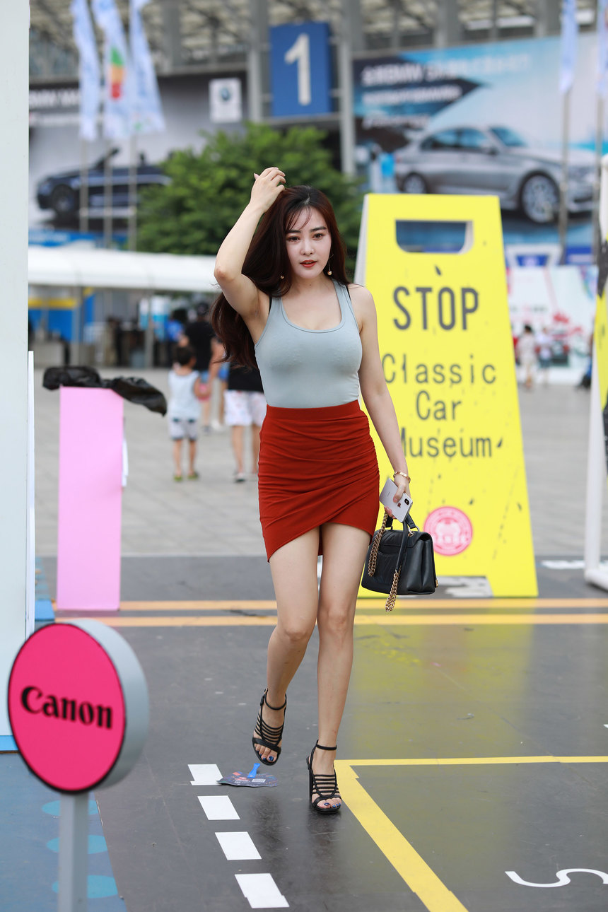 图片[2]-精选街拍作品 NO.0027 丰满美女姐妹原图[229P／176MB]-绅士图