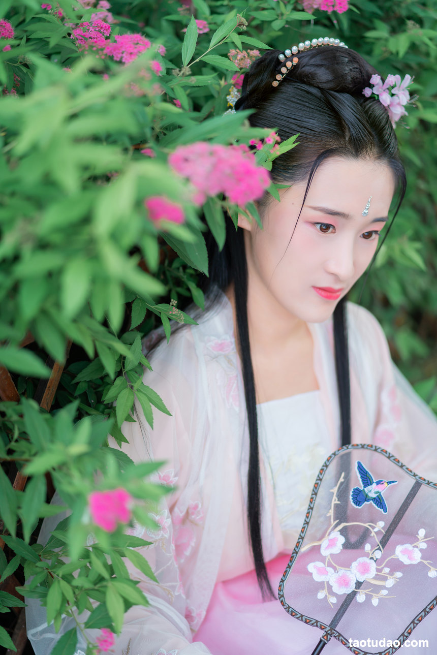 图片[3]-[YITUYU艺图语]2022.04.01 春日游园 小雨[31+1P／252MB]-绅士图