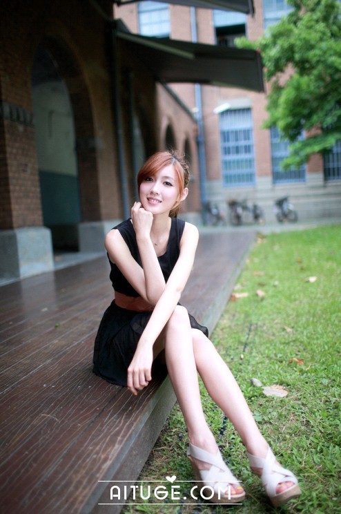 Kila晶晶外拍唯美写真 / 34P/21MB / 美图集锦-绅士图
