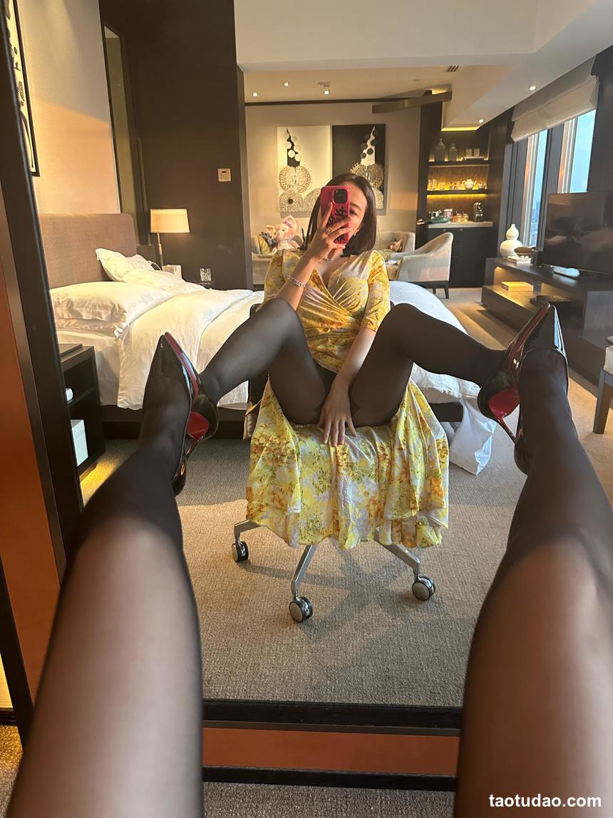 图片[4]-果儿Victoria – 黄色战袍[23P-27MB]-绅士图