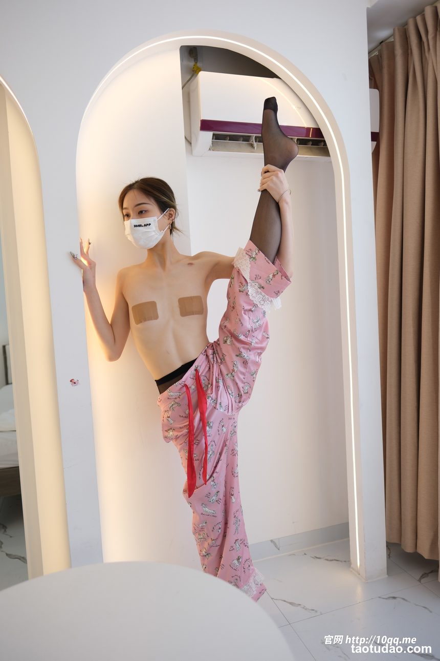 图片[2]-[ROSI口罩系列]2024.06.28 NO.2938[54+1P／44MB]-绅士图