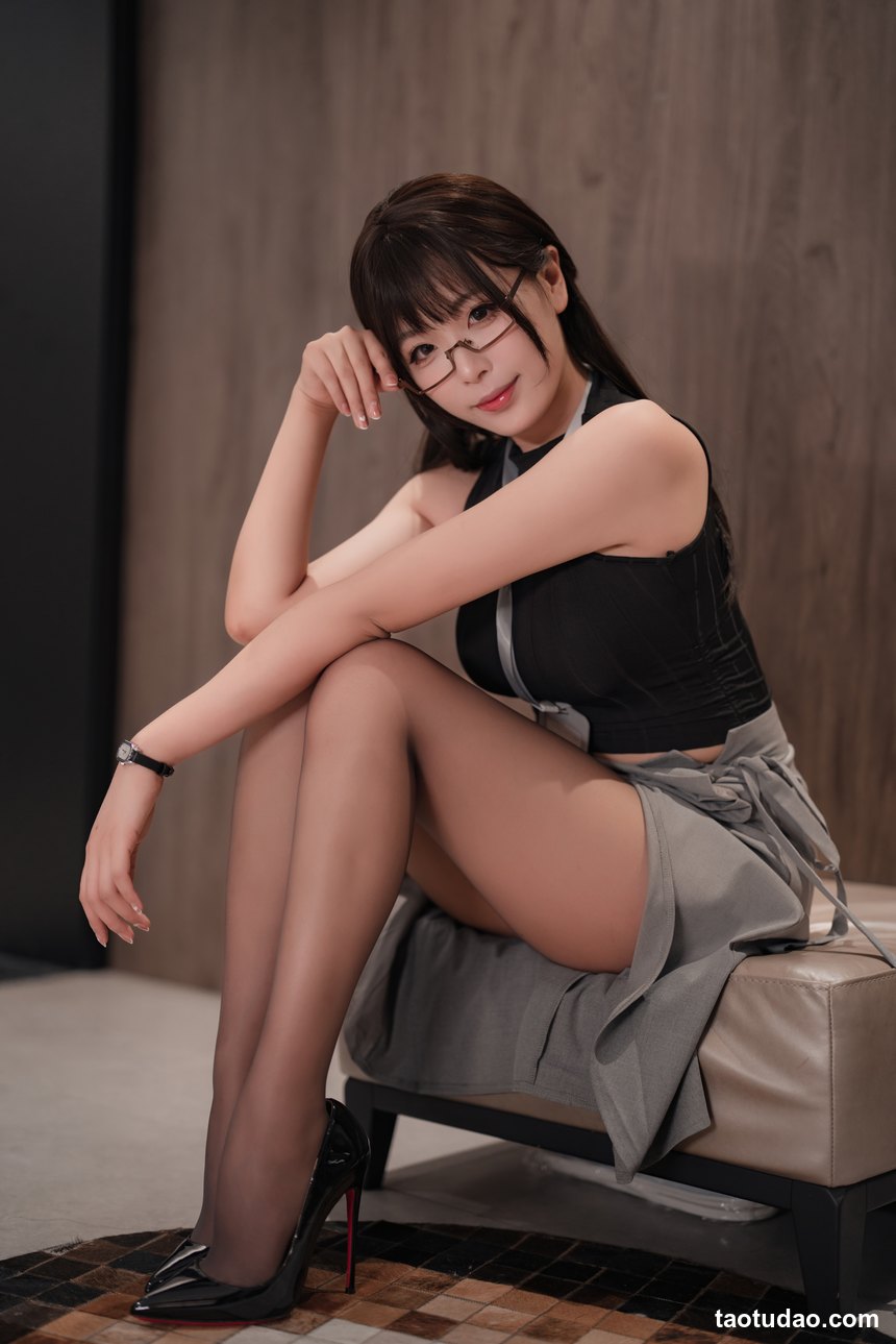 图片[2]-轩萧学姐 – 眼镜娘OL [85P+3V-1.29GB]-绅士图