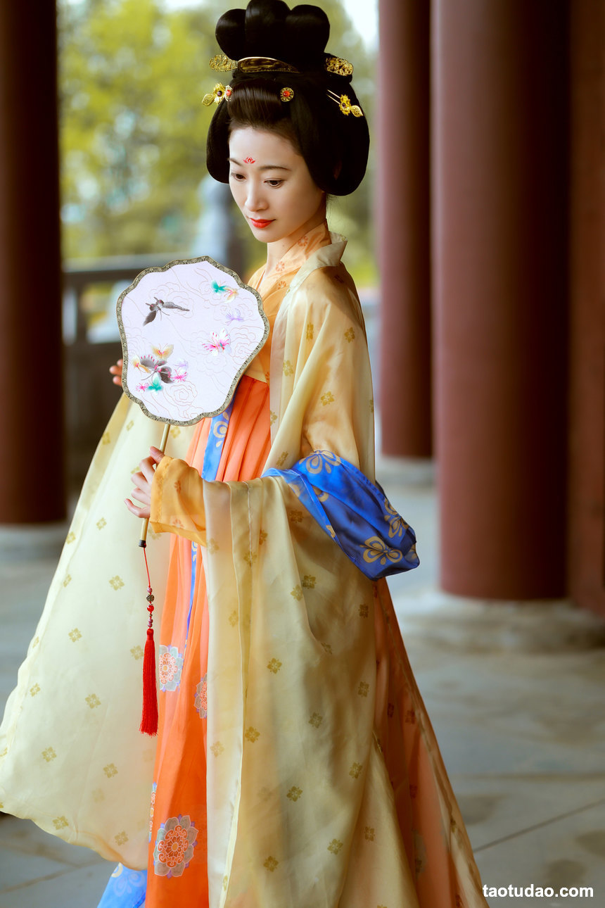 图片[4]-[YITUYU艺图语]2022.06.12 梦回大唐 彩云[23+1P／179MB]-绅士图