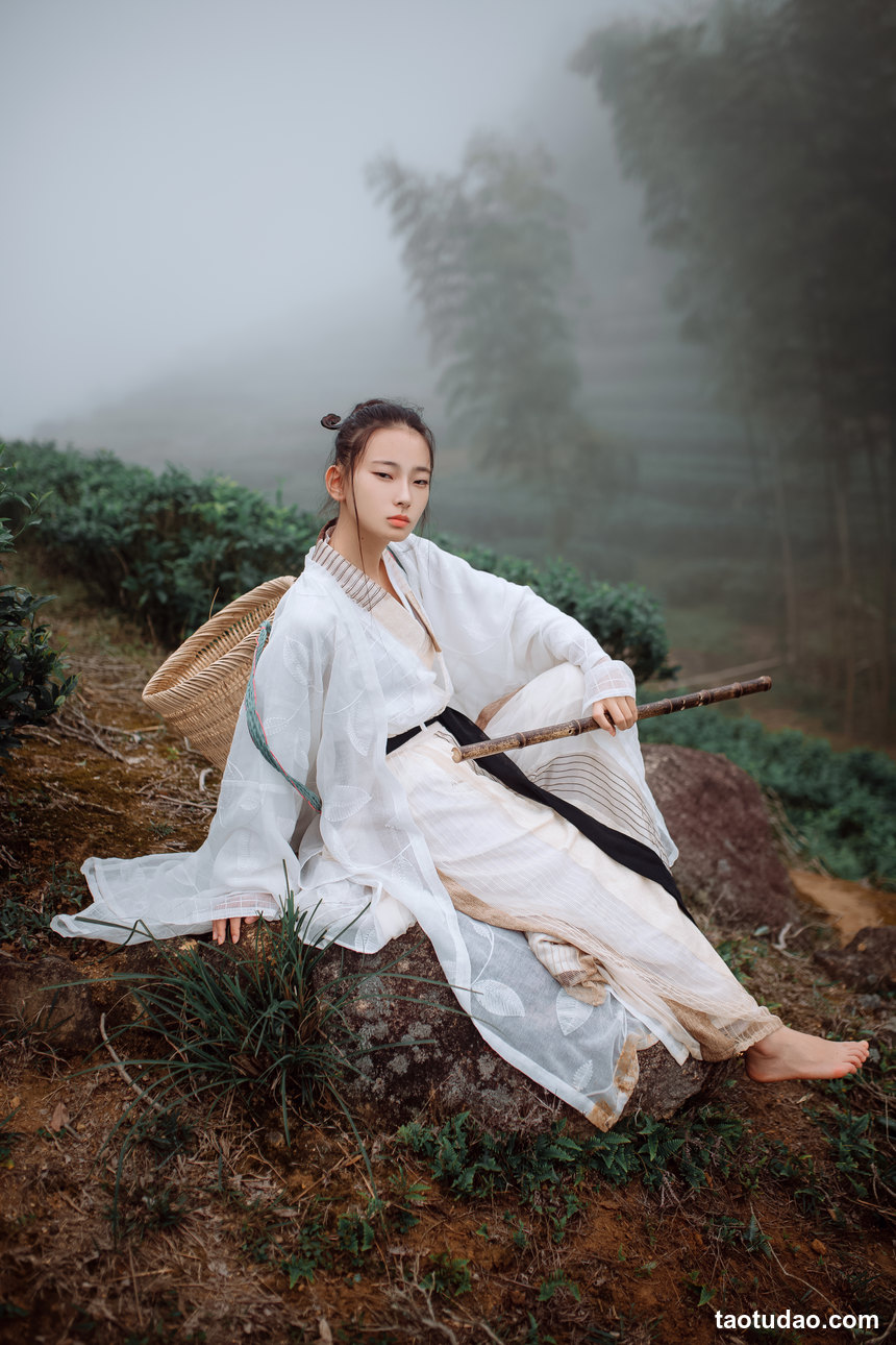 图片[3]-[YITUYU艺图语]2022.04.12 采茶纪 叶初婳[22+1P／236MB]-绅士图