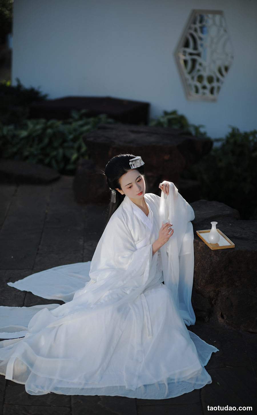 图片[2]-[YITUYU艺图语]2023.02.17 皑如山上雪皎若云间月 瑜瑾[24+1P／439MB]-绅士图