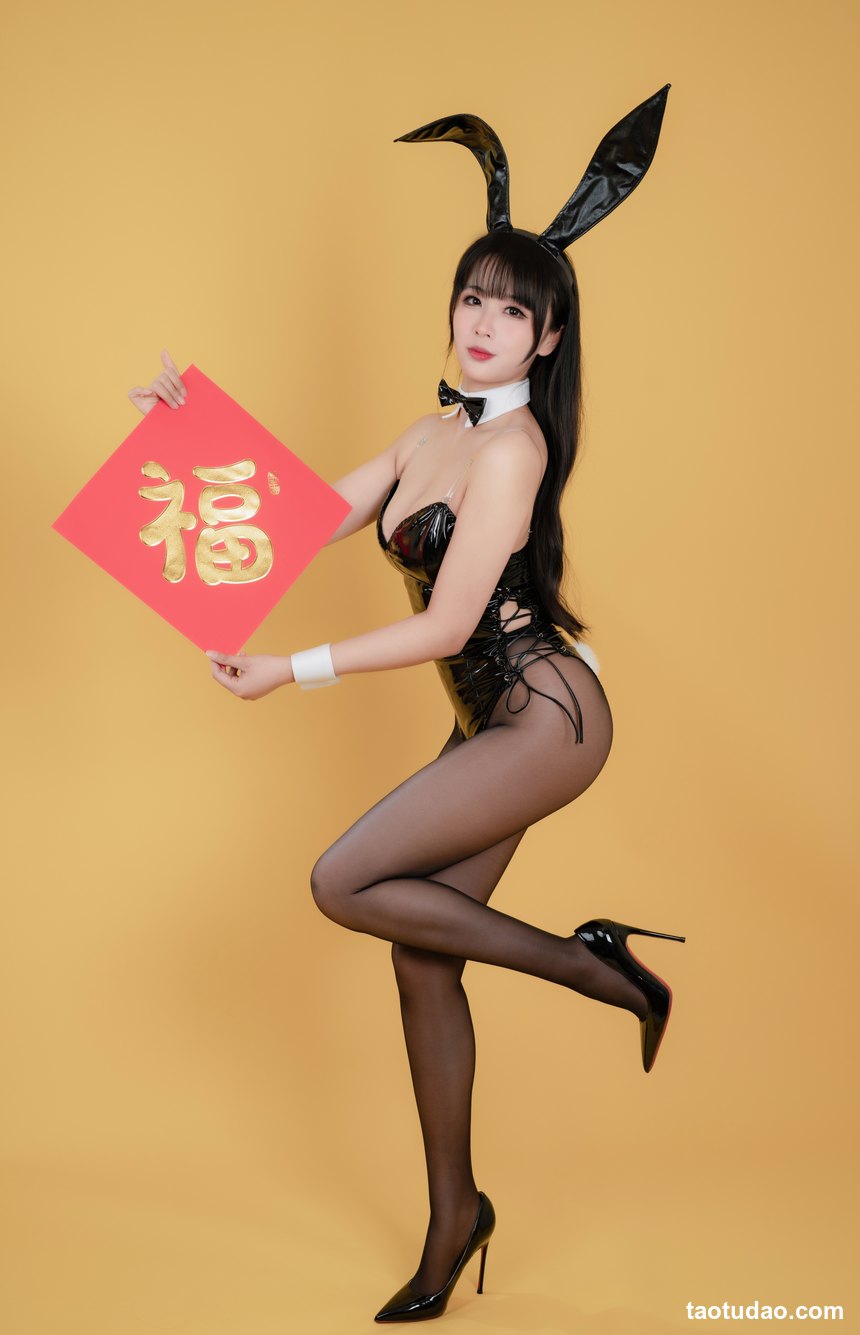 图片[4]-轩萧学姐 – 新春福兔 黑兔女郎 [20P-45MB]-绅士图