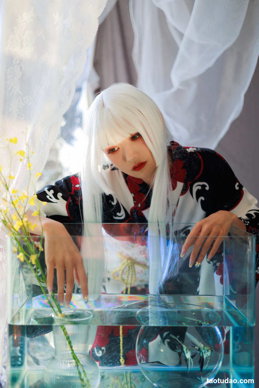 图片[2]-[YITUYU艺图语]2022.06.19 白发姬 兔子Zzz不吃胡萝卜[42+1P／510MB]-绅士图