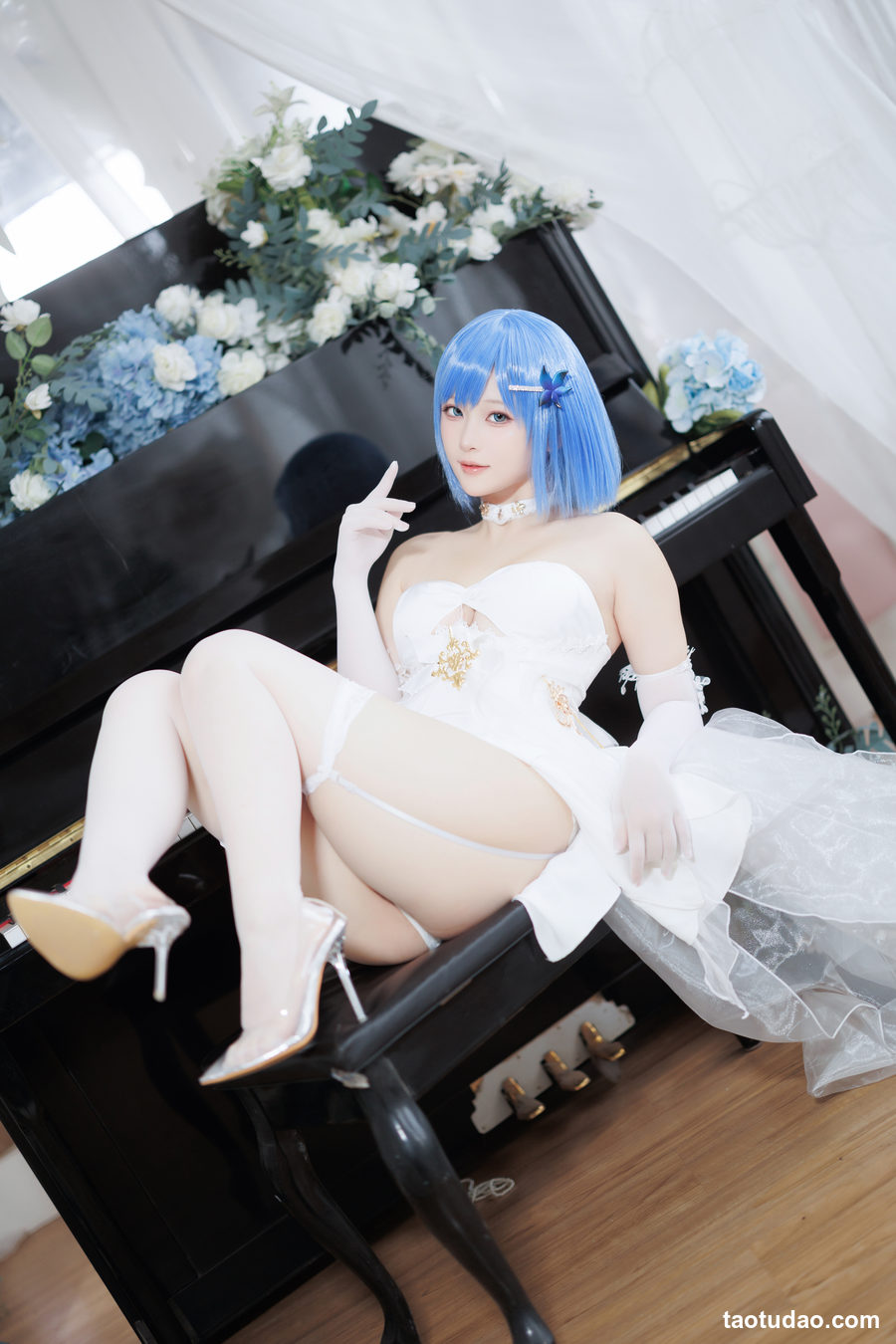 屿鱼 – patreon03月 恰巴耶夫 [24P-210MB]-绅士图