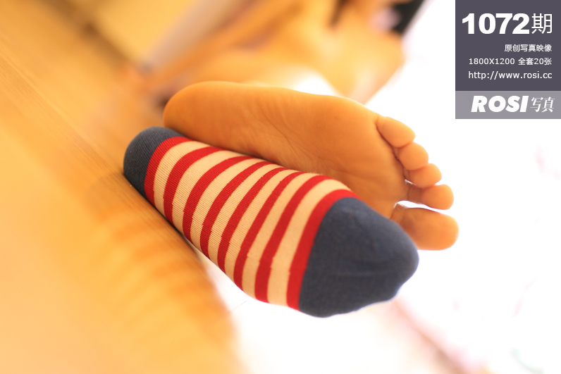 / ROSI写真 /2014.11.14 NO.1072 20P/20MB 丝袜丝足-绅士图