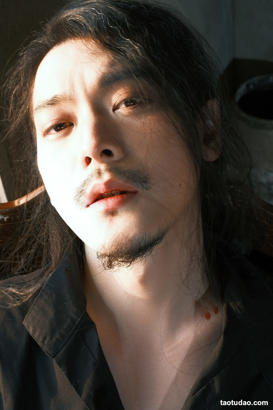 图片[3]-[YITUYU艺图语]2023.03.17 流浪诗人 庄翰_Roya[35+1P／277MB]-绅士图