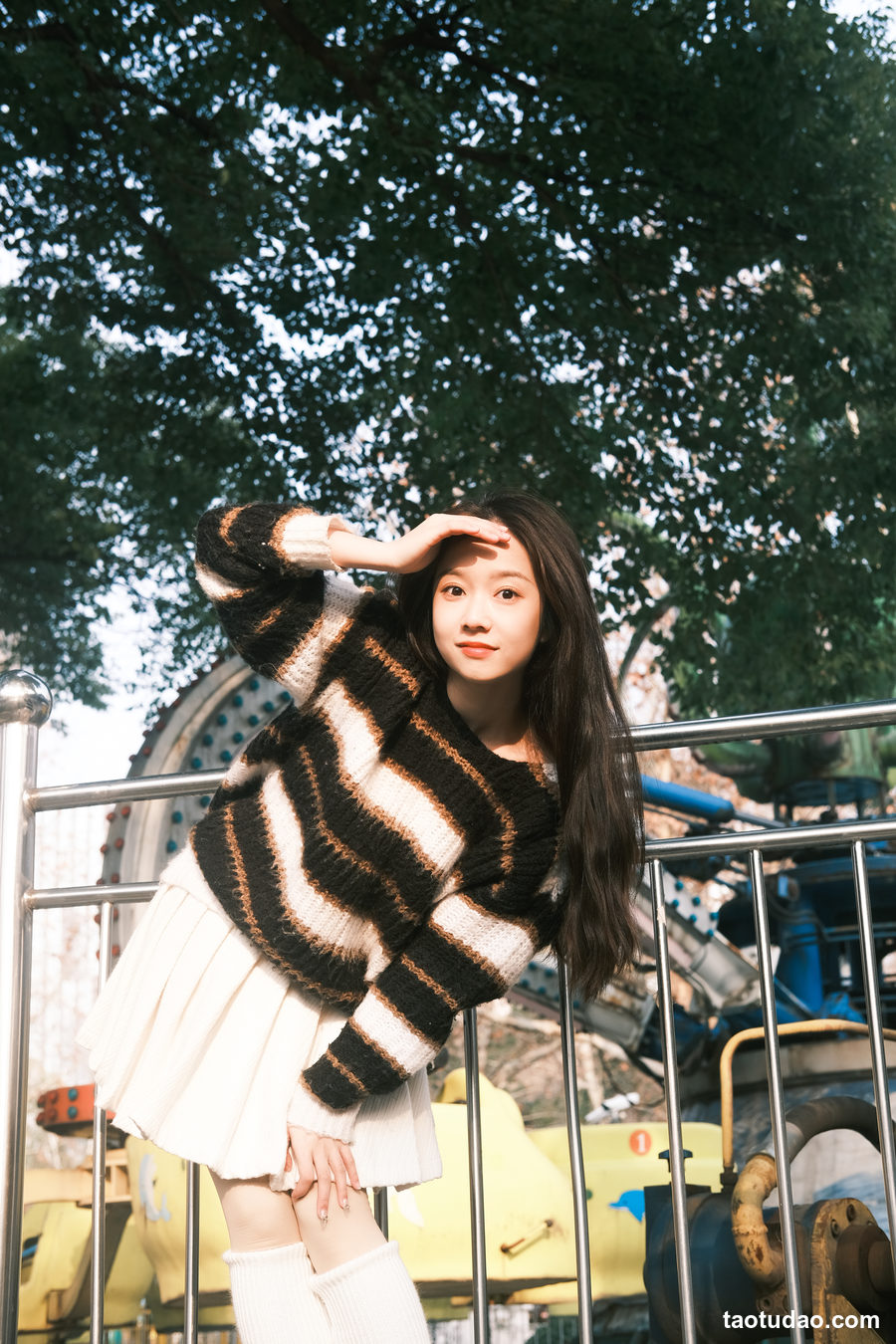 图片[3]-[YITUYU艺图语]2023.03.05 游乐场约会 戈曼妮Nini[37+1P／597MB]-绅士图