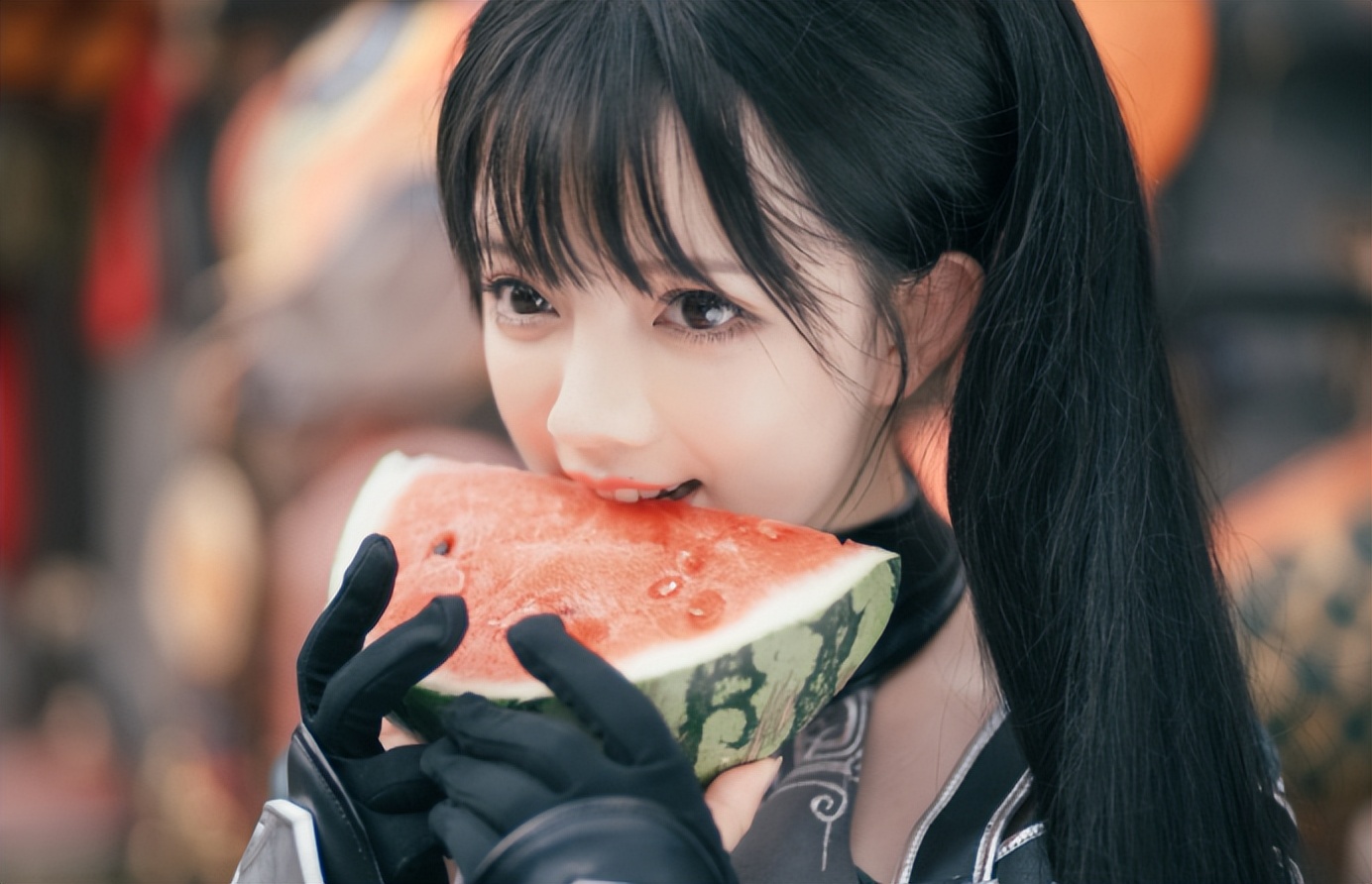 4000万粉国服萝莉王奕萌,又出神级cos,一人饰三角,公子你选谁