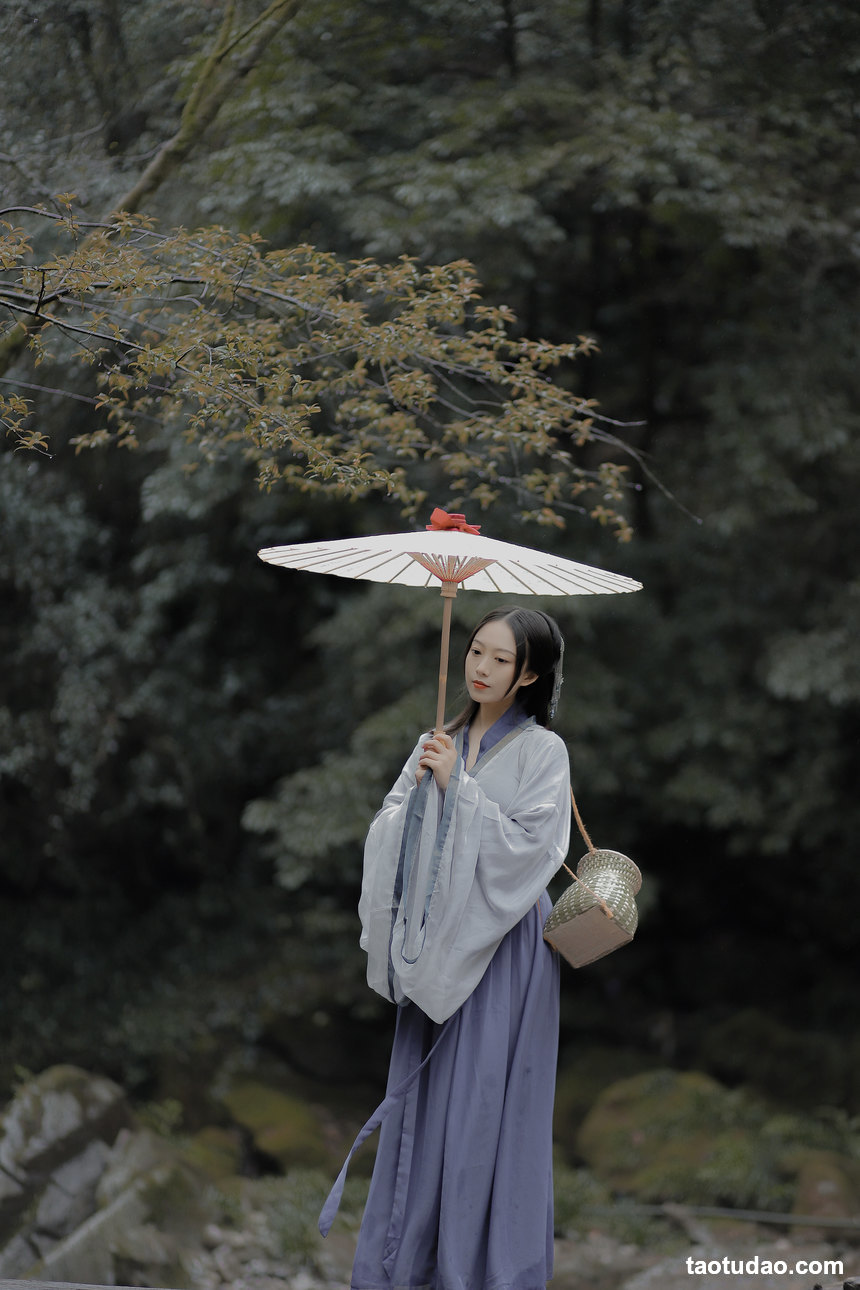 图片[2]-[YITUYU艺图语]2022.05.10 采药女 劉忄乂[21+1P／141MB]-绅士图