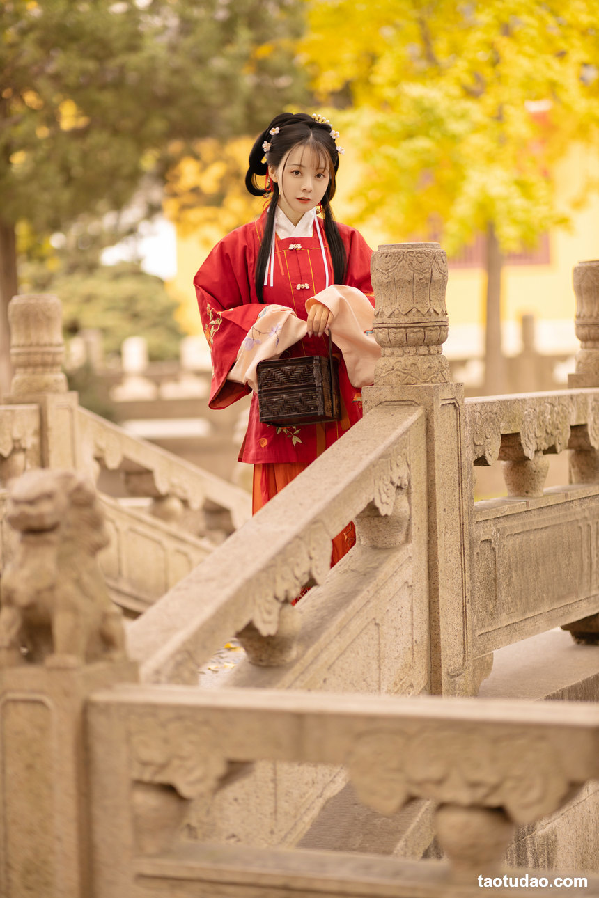 图片[3]-[YITUYU艺图语]2022.02.24 秋下虞 花骨骨Kitty[24+1P／177MB]-绅士图