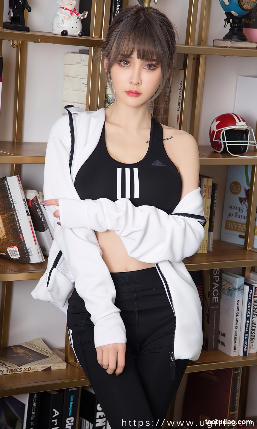 图片[2]-[Ugirls尤果网]爱尤物 2022.06.01  NO.2597 青树 刹那的绵长 [35P／78MB]-绅士图