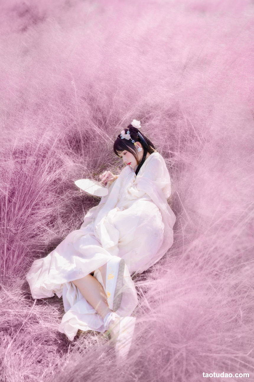 图片[3]-[YITUYU艺图语]2022.06.27 地肤花开 兔子Zzz不吃胡萝卜[34+1P／322MB]-绅士图