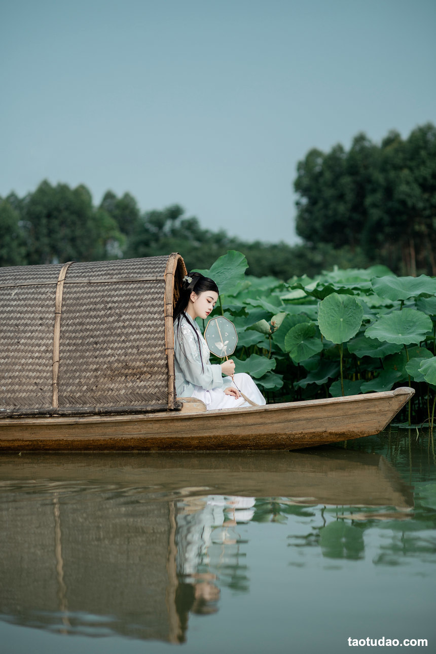 图片[4]-[YITUYU艺图语]2022.03.05 青莲 知予北[24+1P／265MB]-绅士图