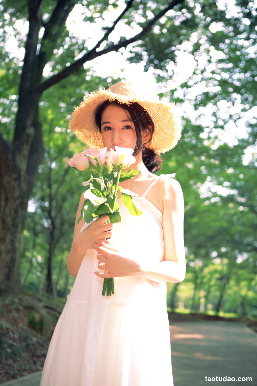 图片[2]-[YITUYU艺图语]2022.06.30 仲夏倾情 倩[31+1P／271MB]-绅士图