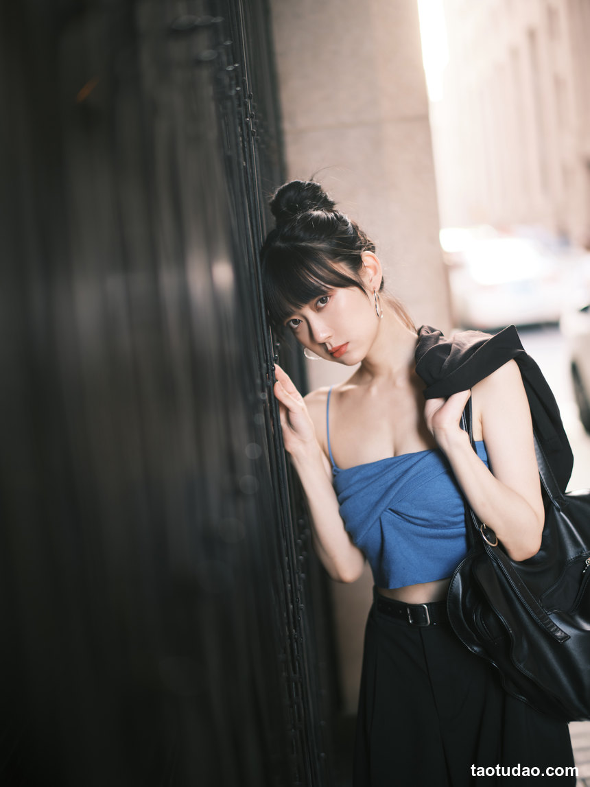 图片[4]-[YITUYU艺图语]2022.04.13 外滩一日游 飞鸟咕咕-[23+1P／508MB]-绅士图