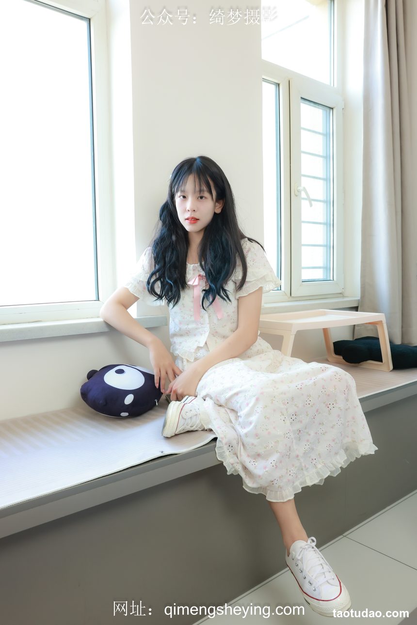 [绮梦摄影] 2024.11.01 NO.070 琳琳 珍藏无修无水印版 [215P+1V-5.58G]-绅士图