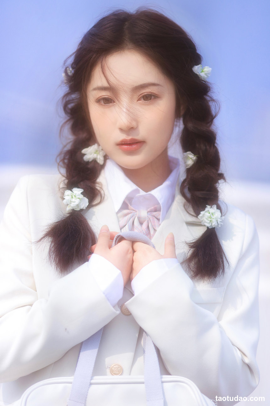 图片[2]-[YITUYU艺图语]2022.08.02 梦幻限定 jk少女 阚阚[22+1P／133MB]-绅士图