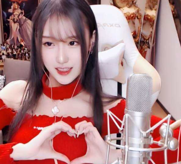 还在爆炒纯欲风?腐团儿成新晋天花板,只因身材完爆井川里予?