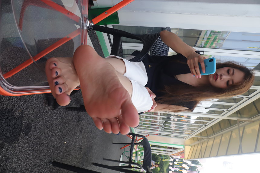 图片[4]-Pary摄影 NO.034 新模女神小婷的37码美脚绝版[150P／836MB]-绅士图