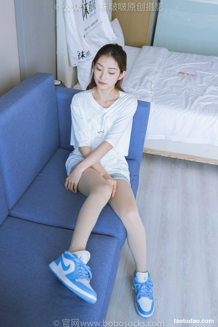 图片[2]-[BoBoSocks袜啵啵]NO.228 小沫-板鞋、厚肉丝、裸足[145P+1V／5.52GB]-绅士图