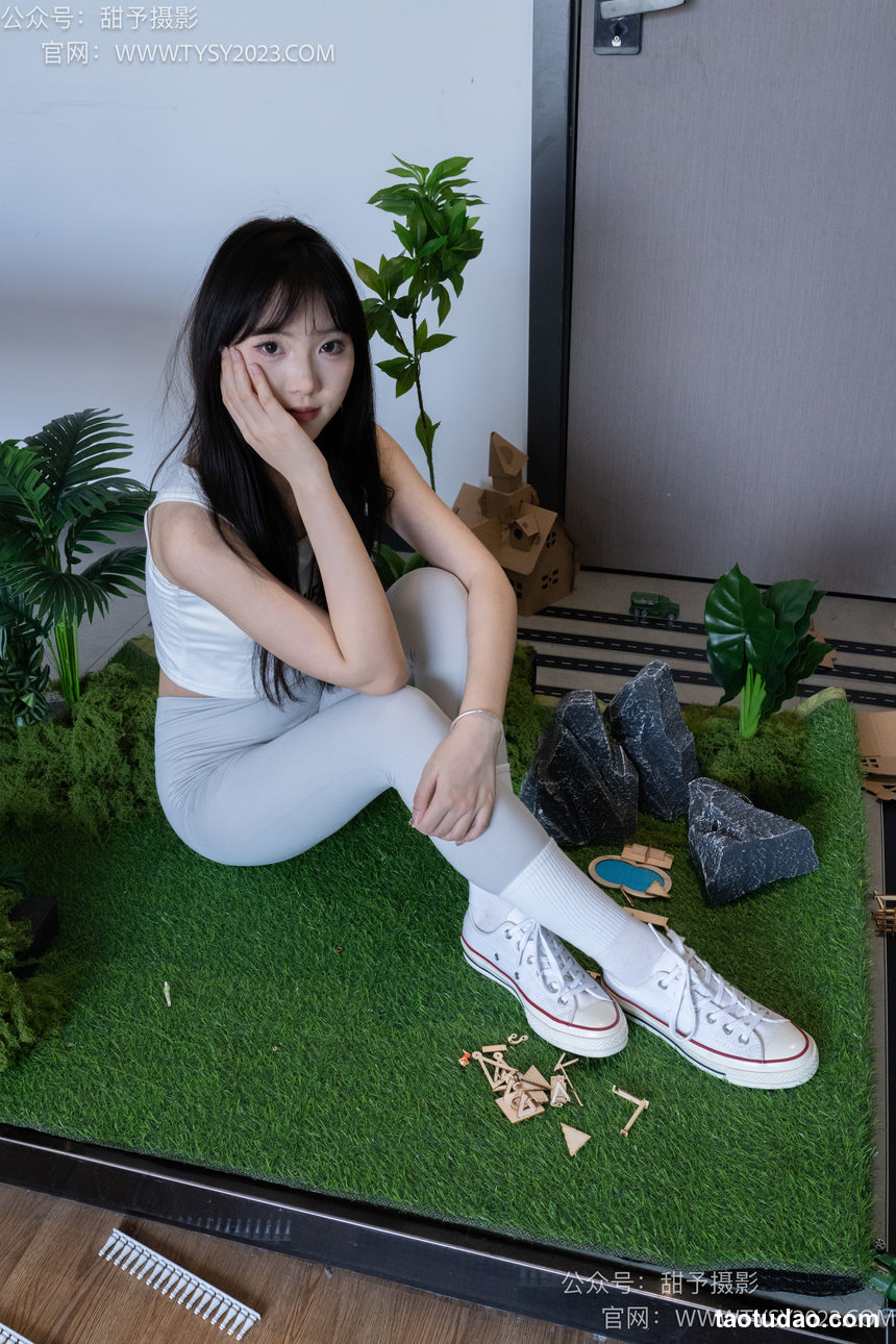 图片[4]-甜予摄影 NO.104 璇璇-帆布鞋、白棉袜、裸足、小人国剧情[134P+2V／10.2GB]-绅士图