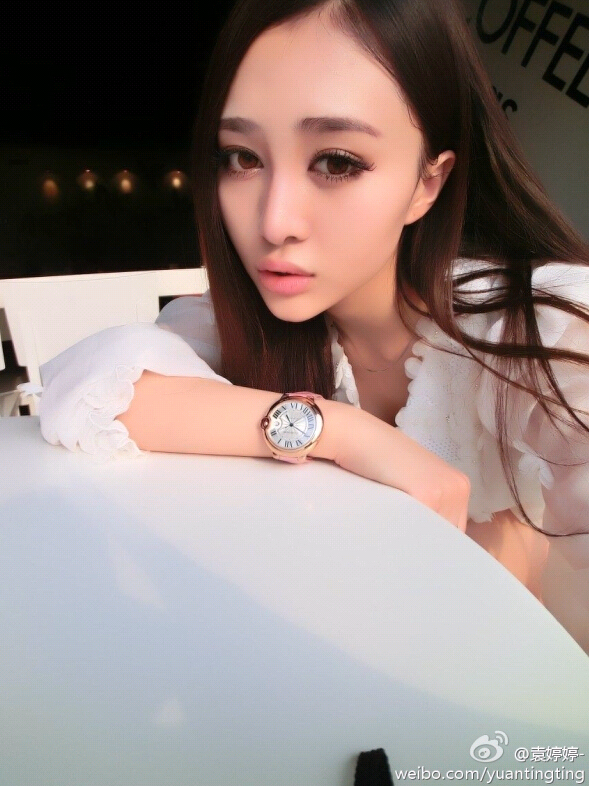 青岛美女袁婷婷微博自拍写真 / 924P/503MB / 自拍-绅士图