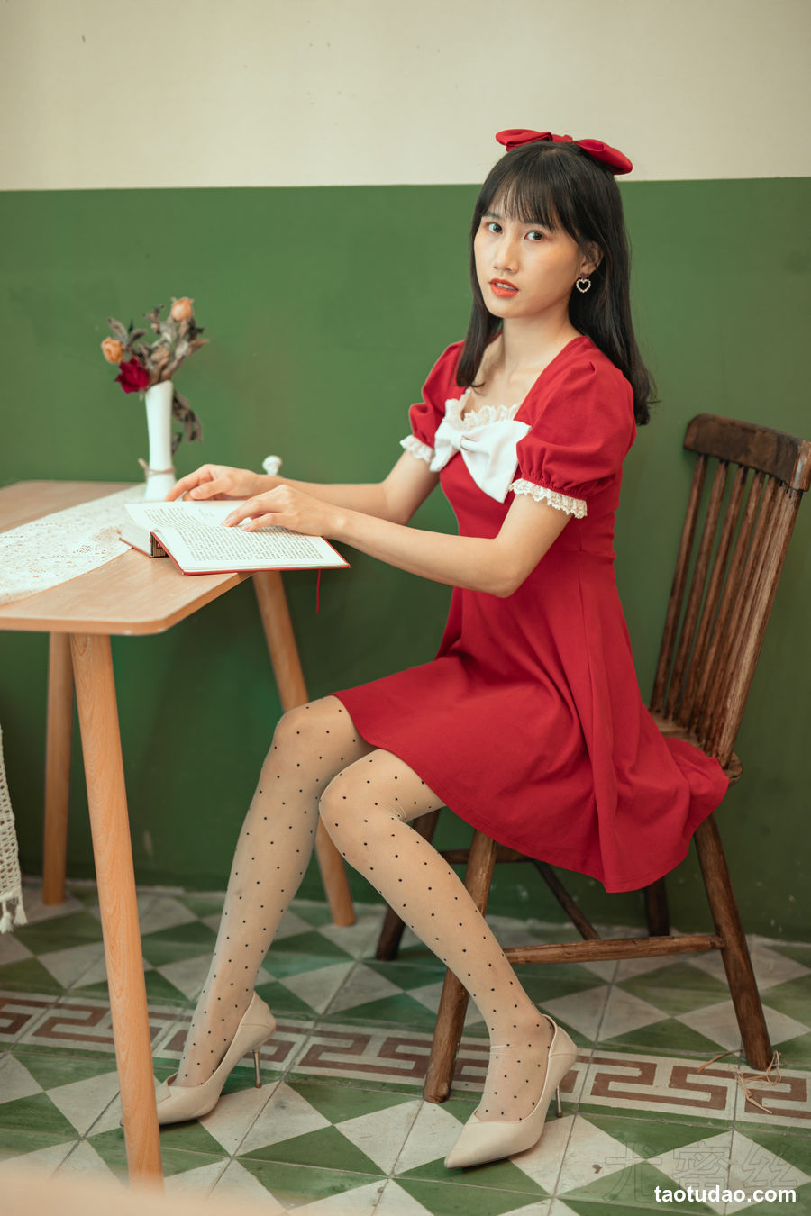 [尤蜜丝]穿搭写真 NO.050[48P／415MB]-绅士图