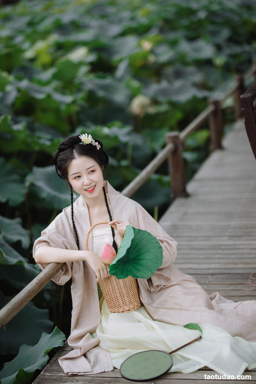 图片[3]-[YITUYU艺图语]2022.02.09 荷叶五寸荷花娇 罗熙[18+1P／90.5MB]-绅士图