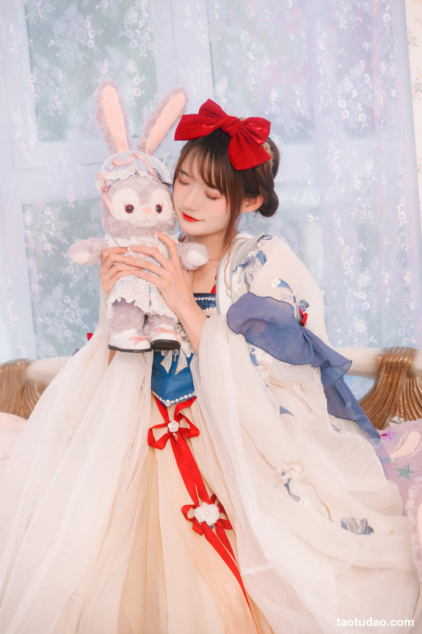 图片[2]-[YITUYU艺图语]2022.09.04 白雪华梦 兔子Zzz不吃胡萝卜[22+1P／92MB]-绅士图