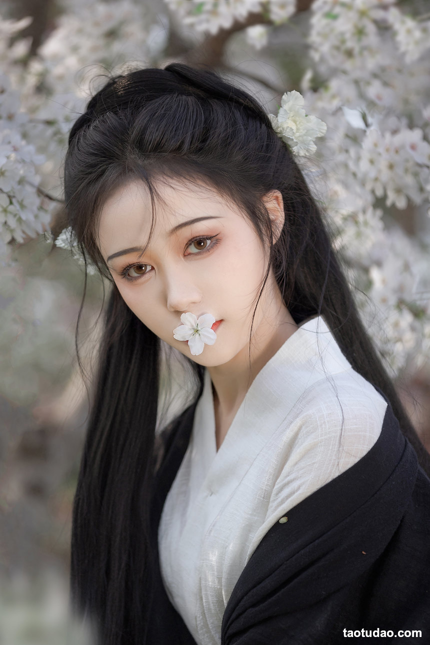 图片[2]-[YITUYU艺图语]2022.08.17 白樱 梨一依[24+1P／256MB]-绅士图