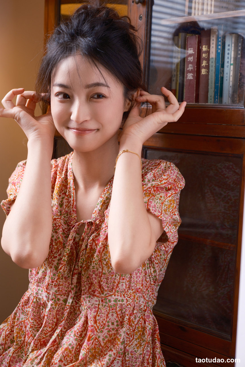 图片[2]-[YITUYU艺图语]2022.11.06 粉色 鱼尾酱[24+1P／402MB]-绅士图