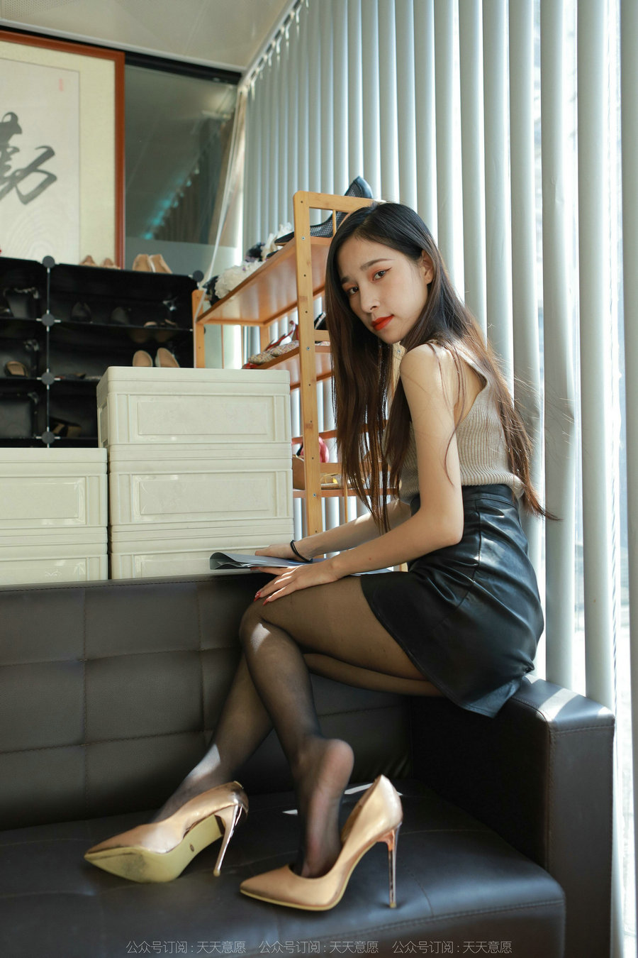 IESS异思趣向 - 模特：美子《文件夹的秘密》/ 85P-127MB / 机构-艺库