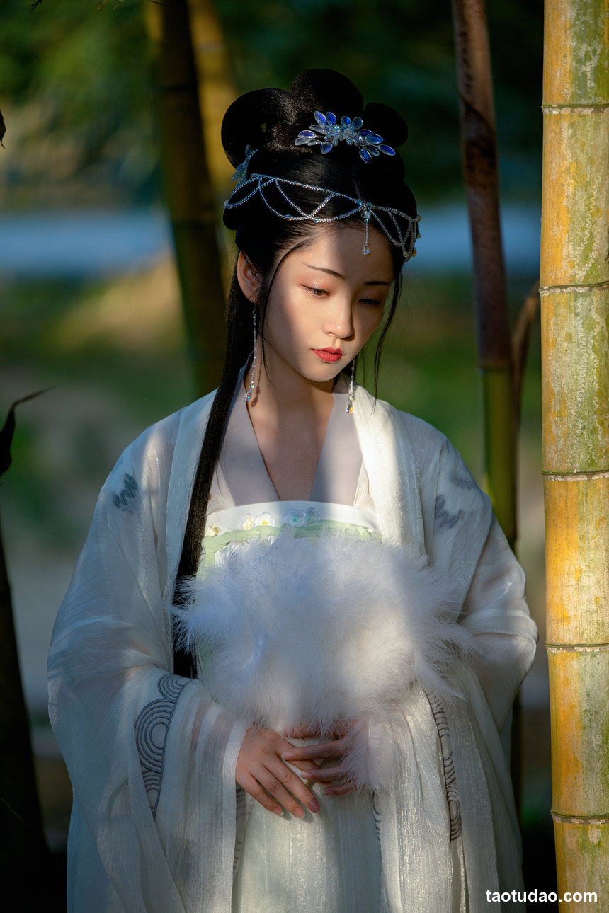 图片[4]-[YITUYU艺图语]2022.06.06 入梦来 小温暖想要个大太阳[21+1P／389MB]-绅士图